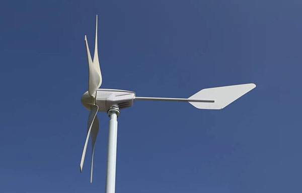 哪种风力发电机切合防雷要求？